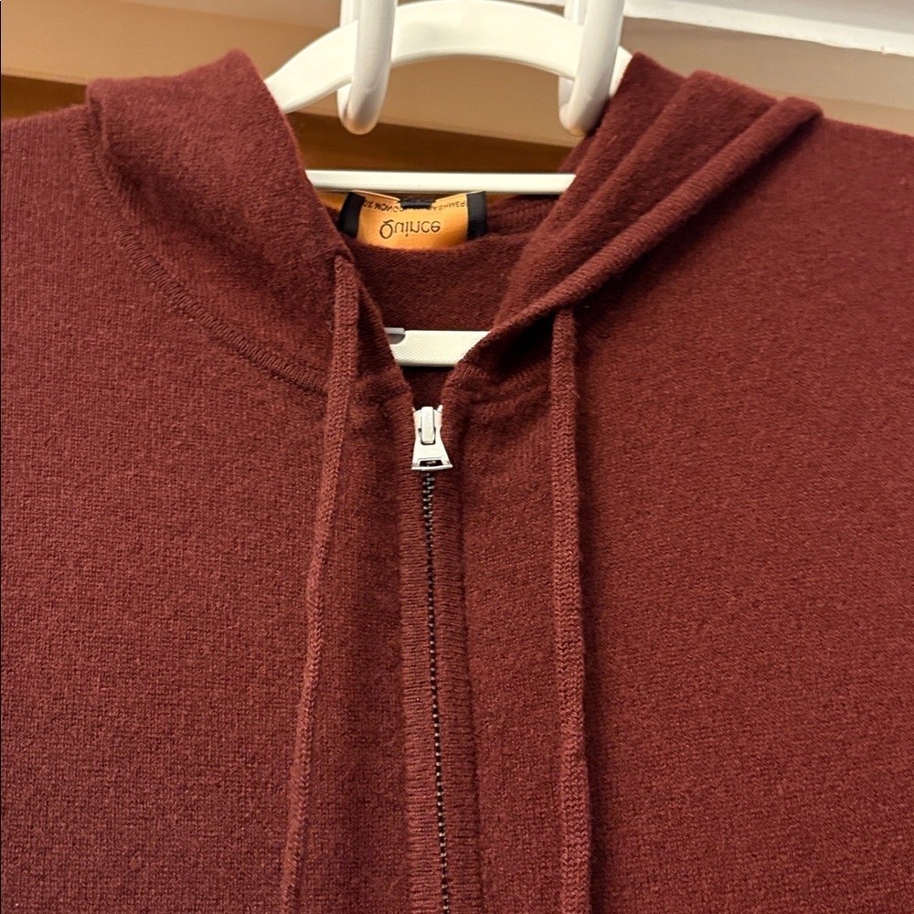Quince Woman’s Mongolian Cashmere Full Zip Hoodie Burgundy Medium NWT - Picture 4 of 6